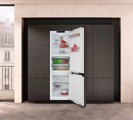 Встраиваемый холодильник Miele KFN 7744 D