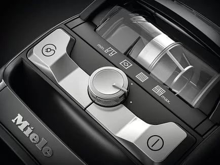 Пылесос Miele SNRF0 Boost CX1 графитовый серый безмешковый с пылесборником