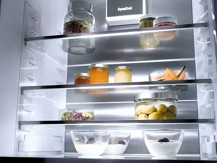 Встраиваемый холодильник Miele K 7774 D